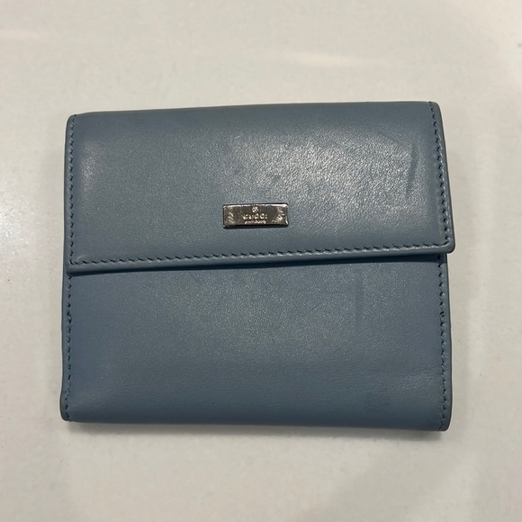 Authentic GUCCI. leather wallet Tiffany blue - Picture 1 of 5